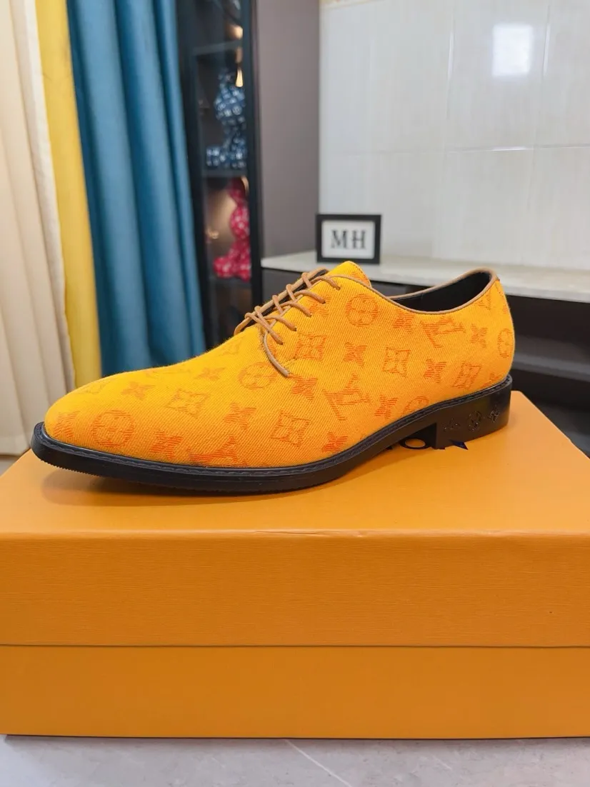 Ex-factory price 720🌹🌹High version [LV] Louis Vuitton's popular casual leather shoes🎖Fashionable and elegant🎖🎖Material: Original imported open-edge beaded cowhide, washed cowhide leather lining, original open-molded rubber outsole, high-end and classy, ​​elegant quality, instantly transforming into a handsome man ❤❤Standard\nNumber: 38-44